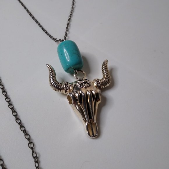Bull Skull Pendant Necklace - Picture 2 of 16